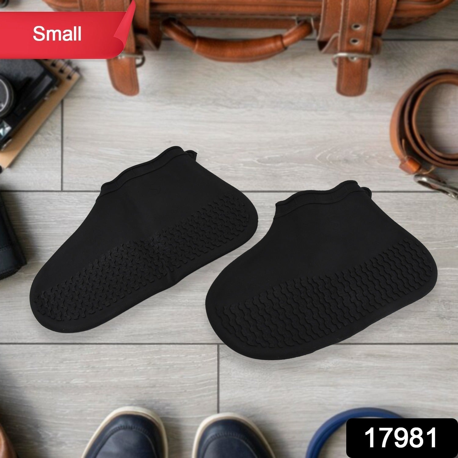 Non-Slip Silicone Rain Reusable Anti skid Waterproof Fordable Boot Shoe Cover (Small Size / 1 Pair / Mix Color) Non-Slip Silicone Rain Reusable Anti skid Waterproof Fordable Boot Shoe Cover (Small Size / 1 Pair / Mix Color)